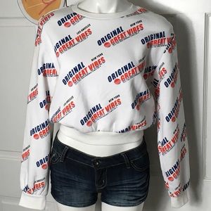 DIVIDED Pullover Fleece Sweat Shirt white red blue Size S